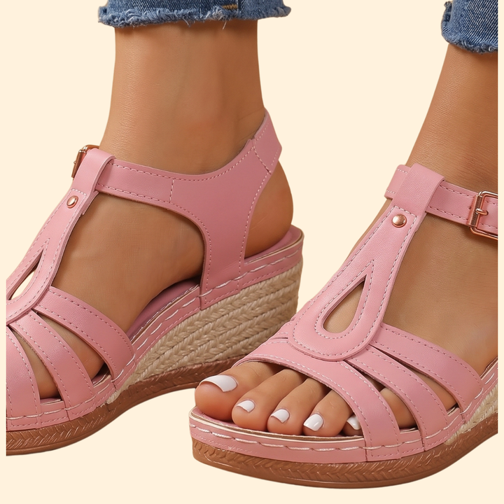 Women's Block Heel Sandals with T-Strap
