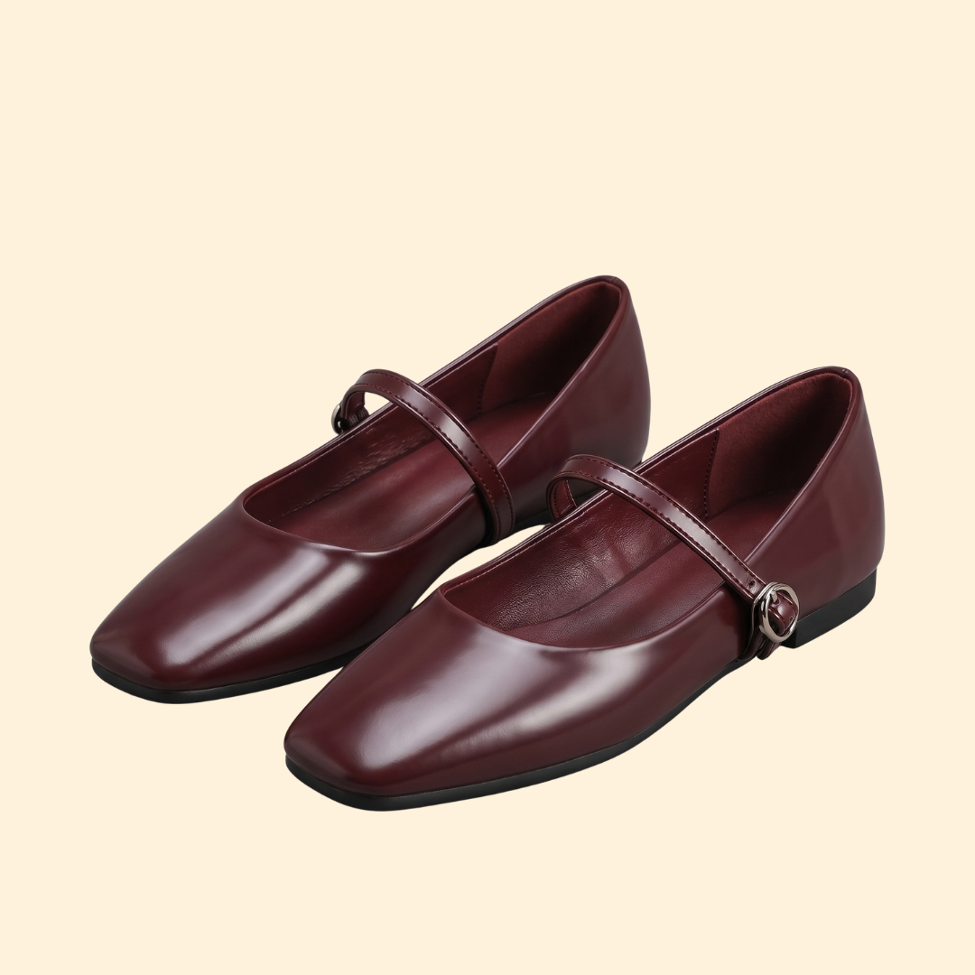 Women’s Flat Shoes with Adjustable Buckle Strap