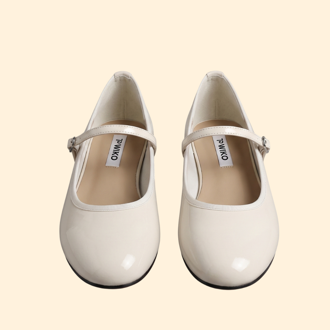 Women's Patent Shoes with Heel