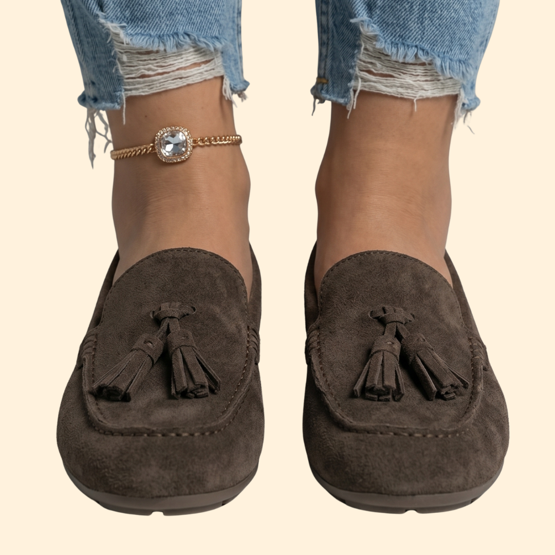 Women’s Loafers with Decorative Front Tassels