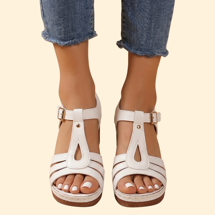 Women's Block Heel Sandals with T-Strap
