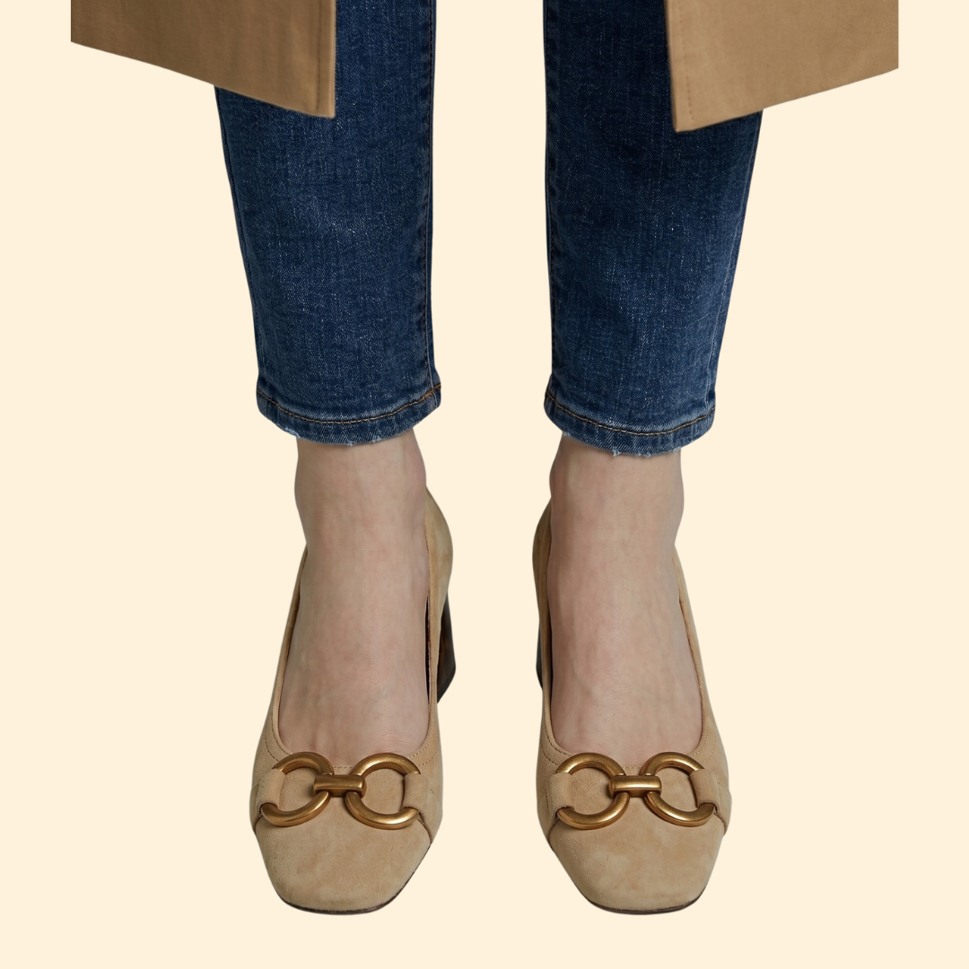 Women’s Metal Detail Heels with Buckle