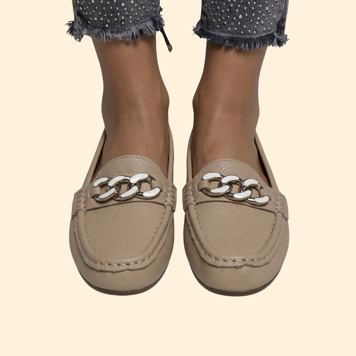 Women’s Leather Loafers with Gold Chain