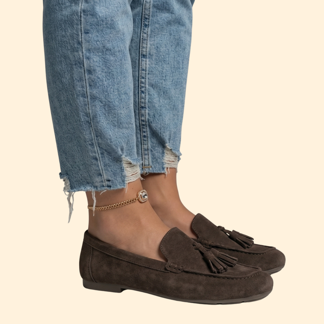 Women’s Loafers with Decorative Front Tassels