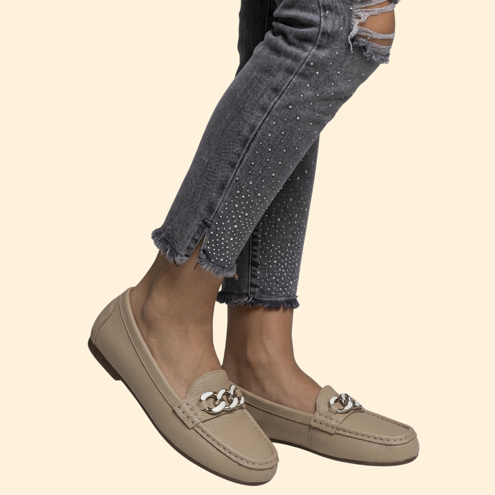 Women’s Leather Loafers with Gold Chain