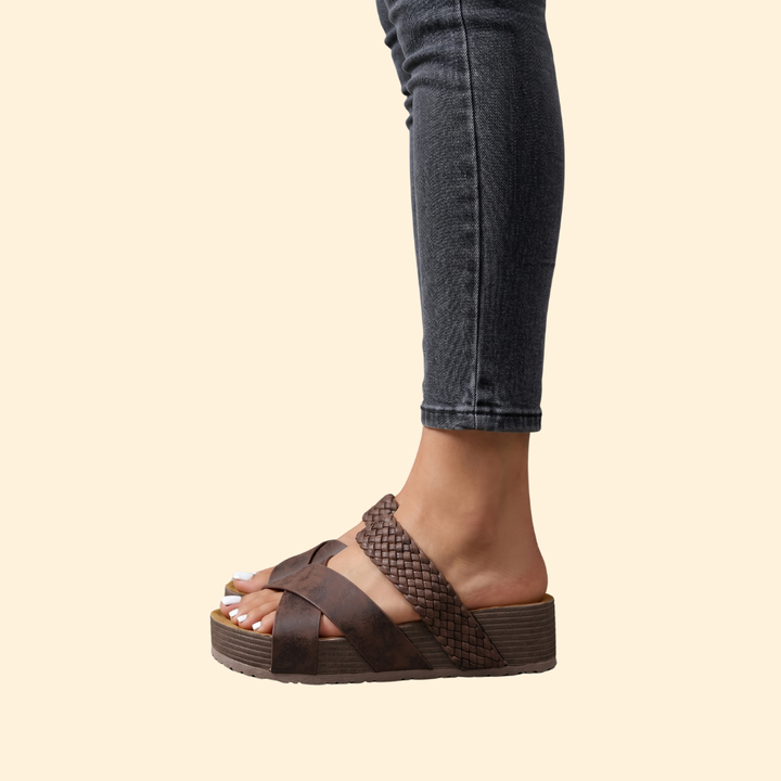Women's Orthopedic Sandals with Woven Straps