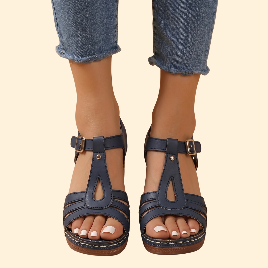 Women's Block Heel Sandals with T-Strap