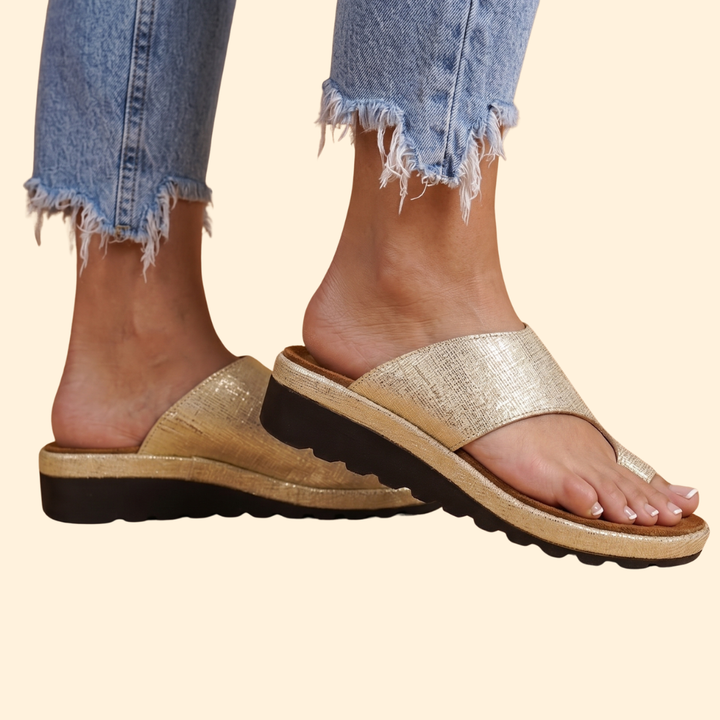 Women’s Walking Sandals with Toe Loop