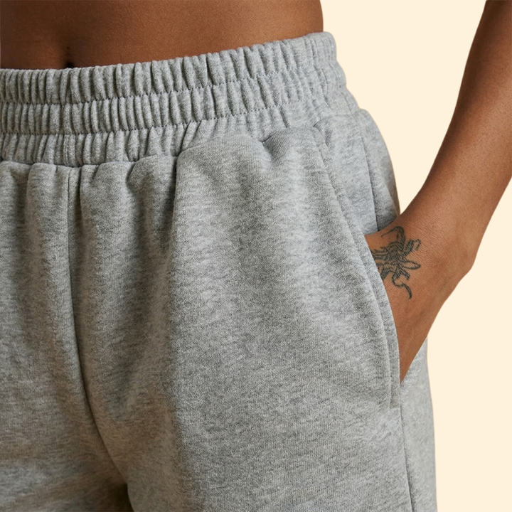 Women's Active Set with Sporty Crop Top