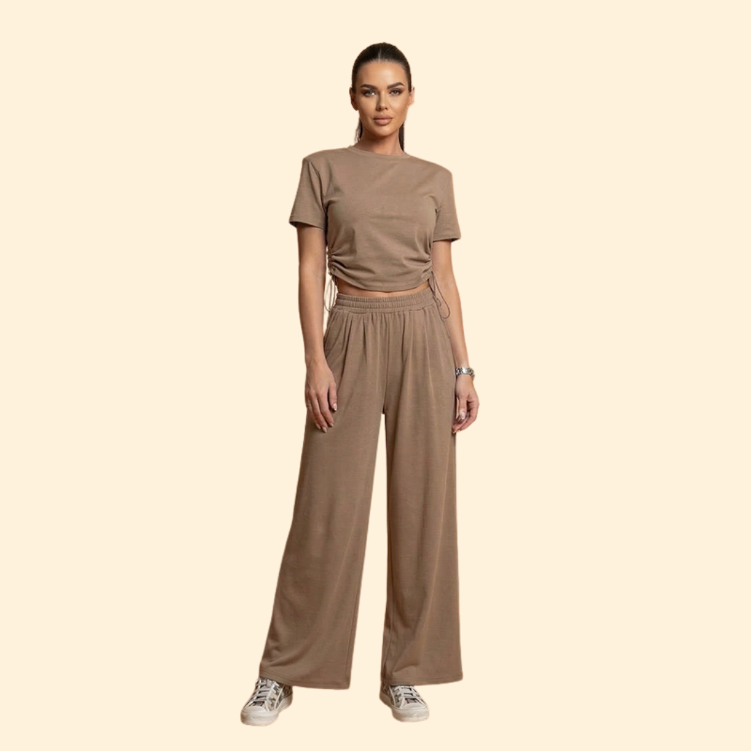 Women’s Casual Set with Cropped Top and Joggers