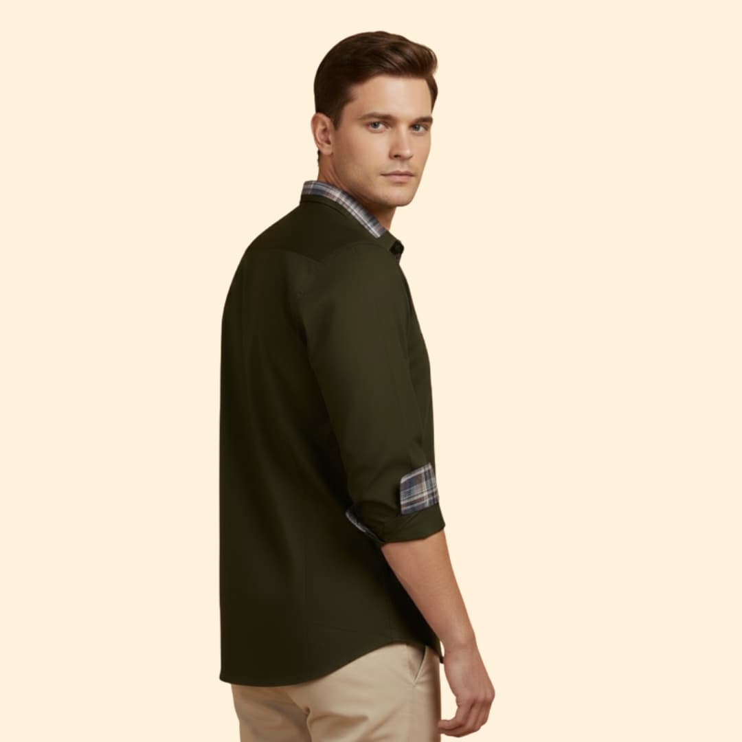 Men’s Casual Shirt with Checkered Detail