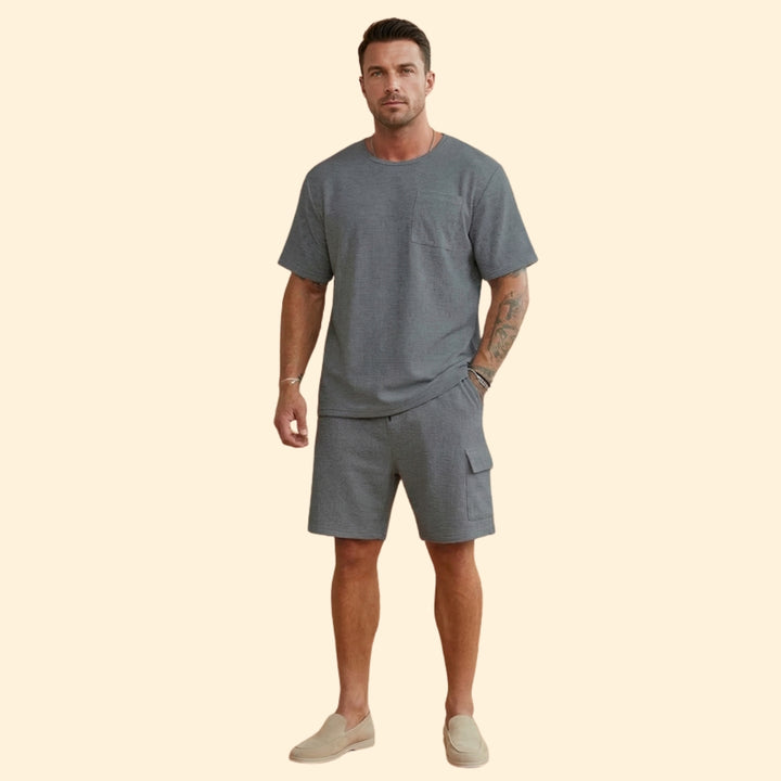 Men’s Casual Top with Elastic Waist Cargo Shorts