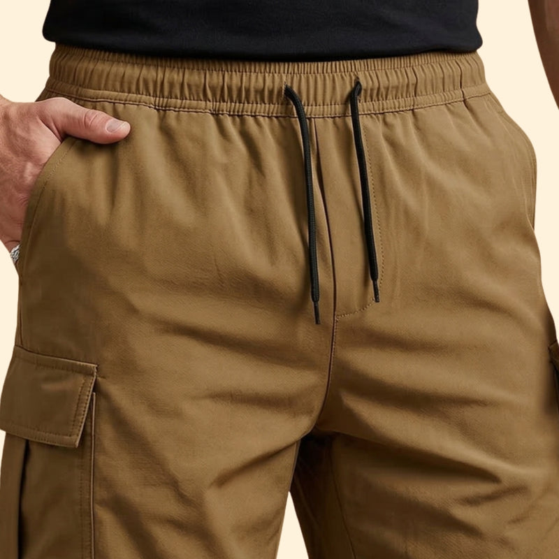 Men’s Lightweight Cargo Shorts with Drawstring Closure