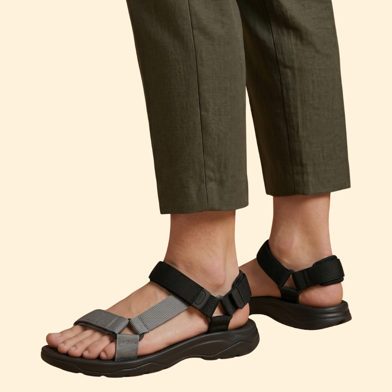 Men's Outdoor Sandals with Webbing