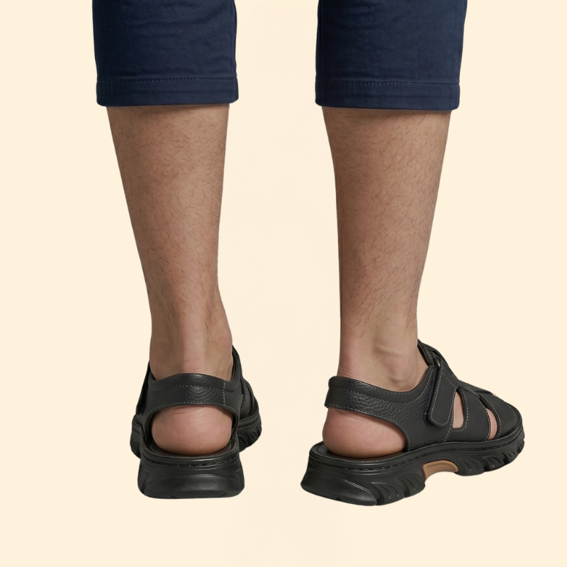 Men's Pebbled Strap Sandals with Fastener