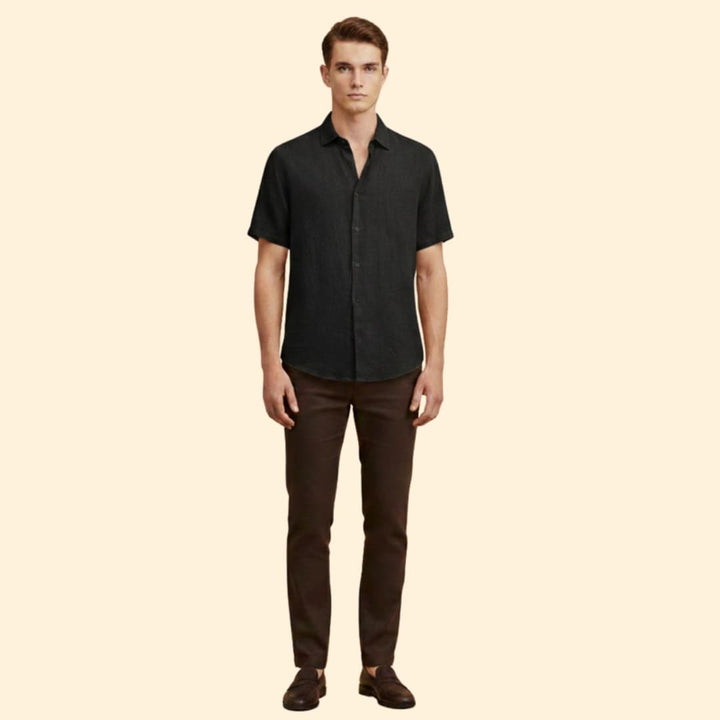 Men’s Short Sleeve Shirt with Button Closure