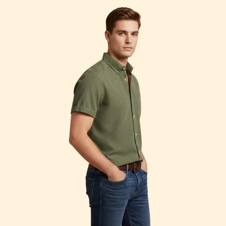 Men’s Short Sleeve Shirt with Chest Pocket
