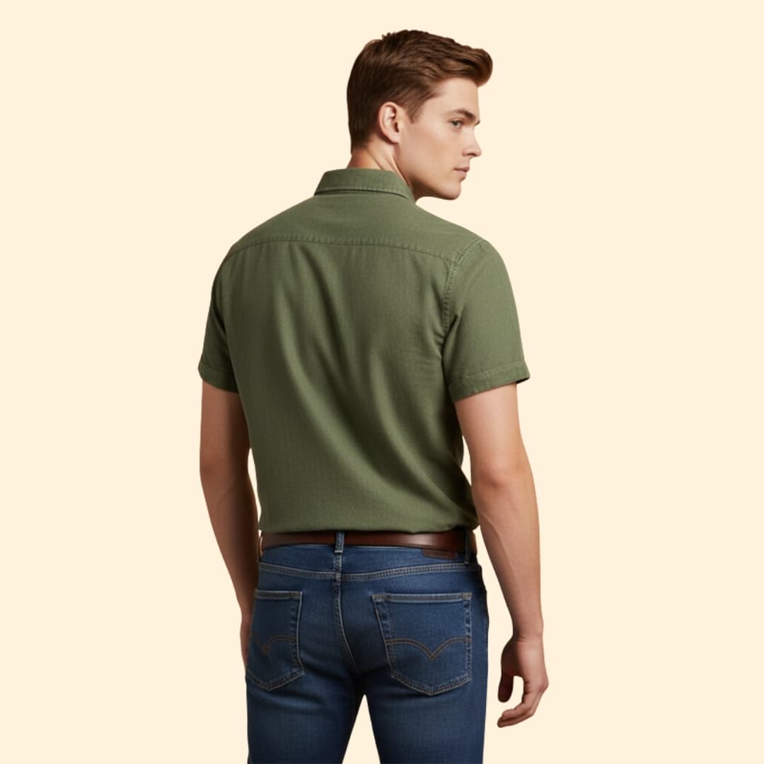 Men’s Short Sleeve Shirt with Chest Pocket