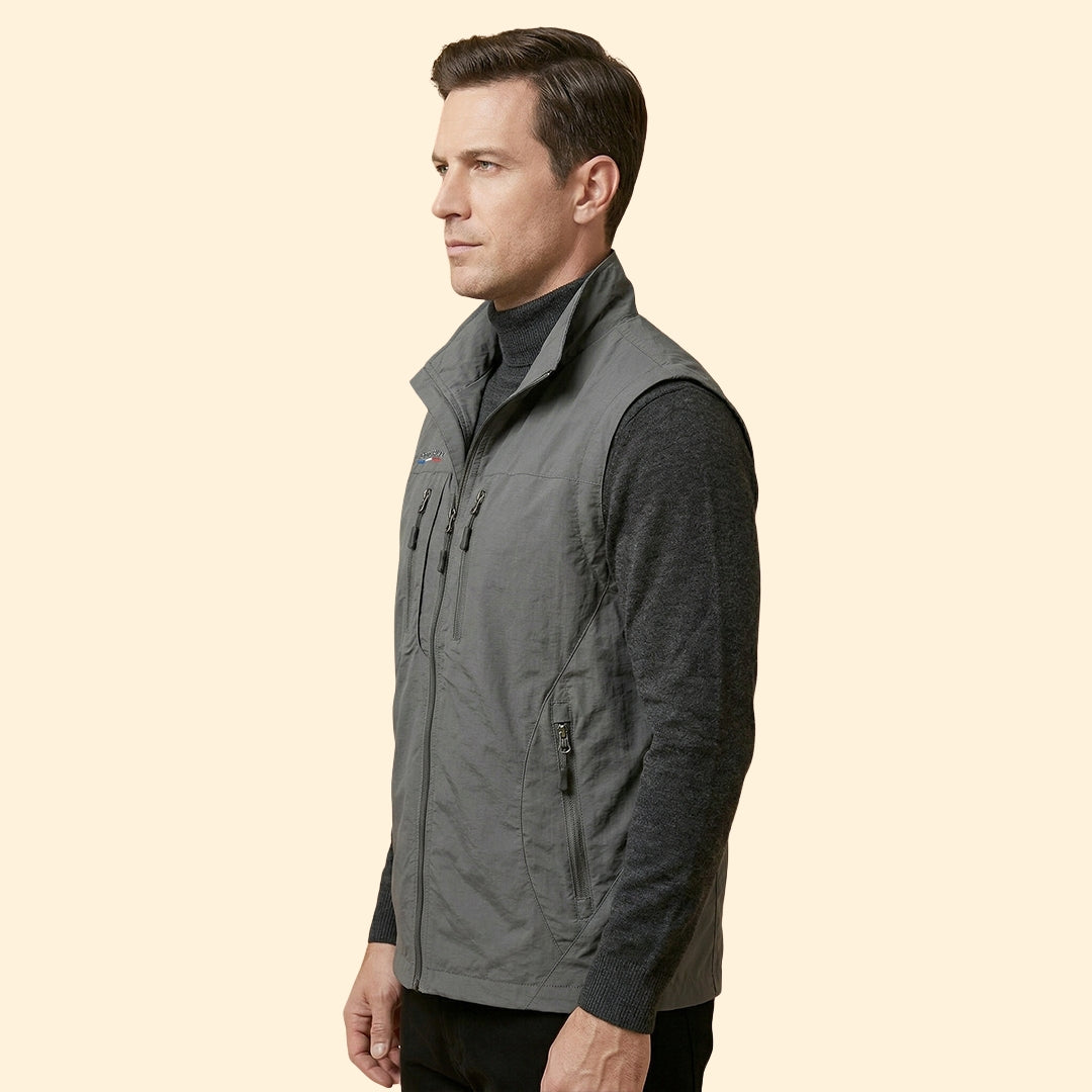 Men’s Sleeveless Jacket with Multi-Pocket Design