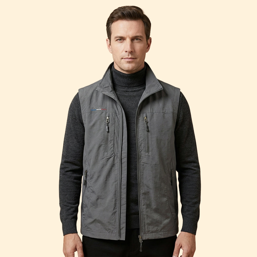 Men’s Sleeveless Jacket with Multi-Pocket Design