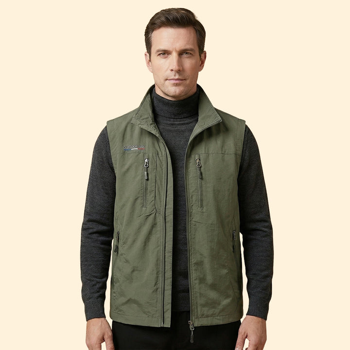 Men’s Sleeveless Jacket with Multi-Pocket Design