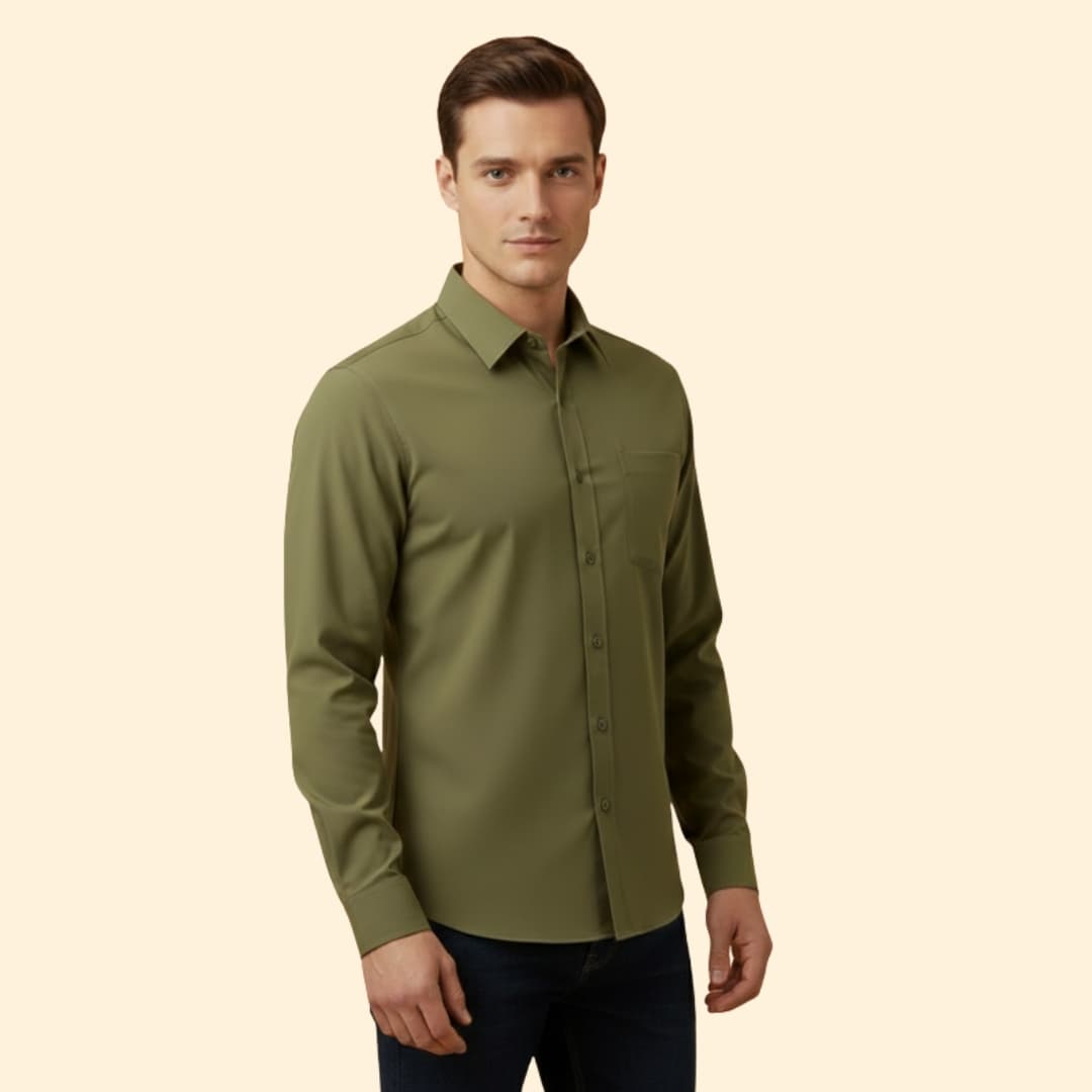 Men’s Slim-Fit Shirt with Button Front