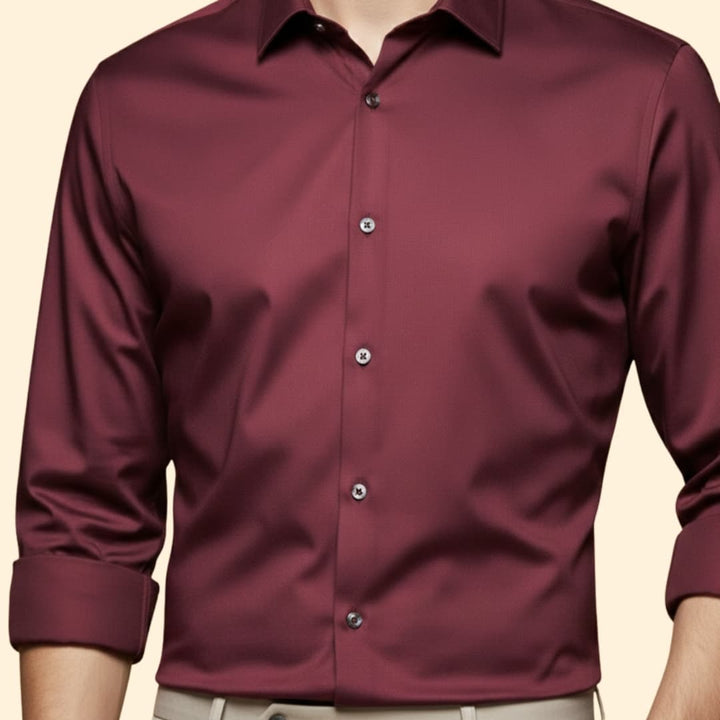 Men’s Slim-Fit Shirt with Collared Neck