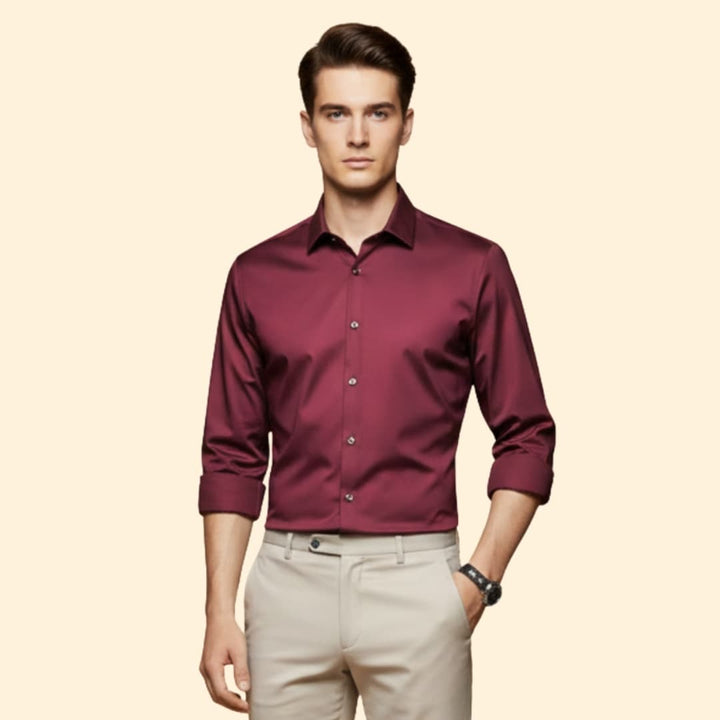 Men’s Slim-Fit Shirt with Collared Neck