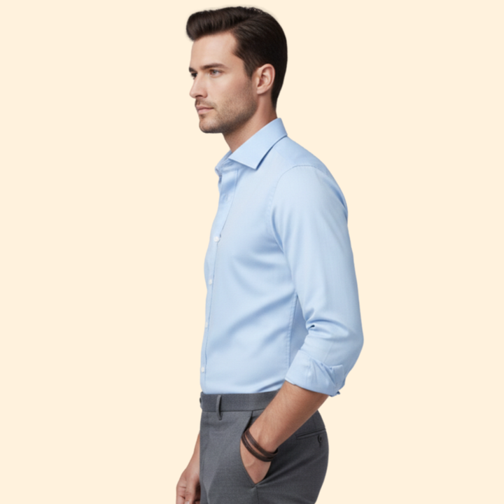 Tommy Men’s Classic Fit Shirt with Button Closure