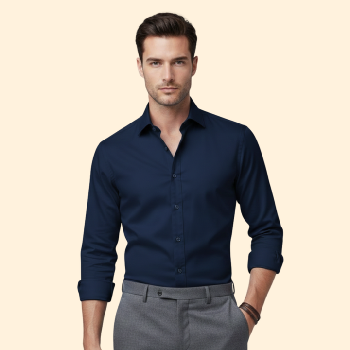 Tommy Men’s Classic Fit Shirt with Button Closure