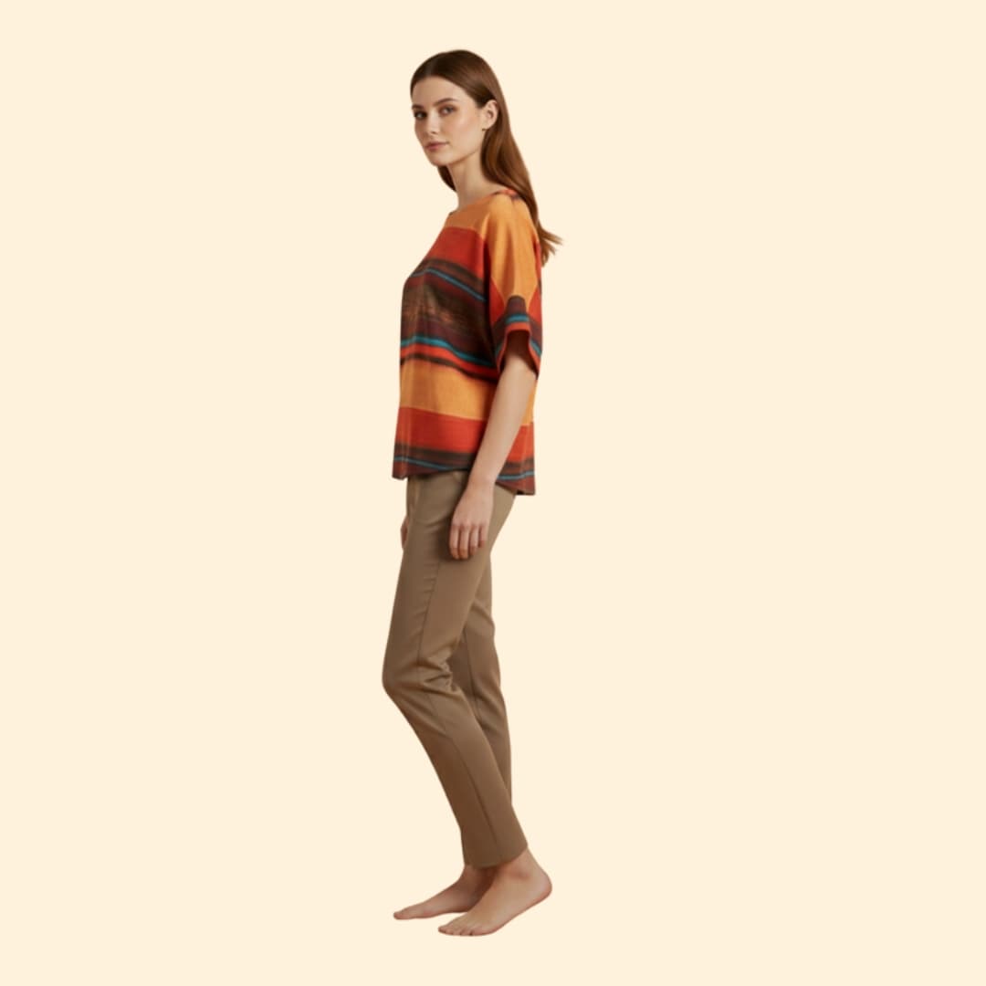 Women’s Basic T-shirt with Abstract Stripe Pattern