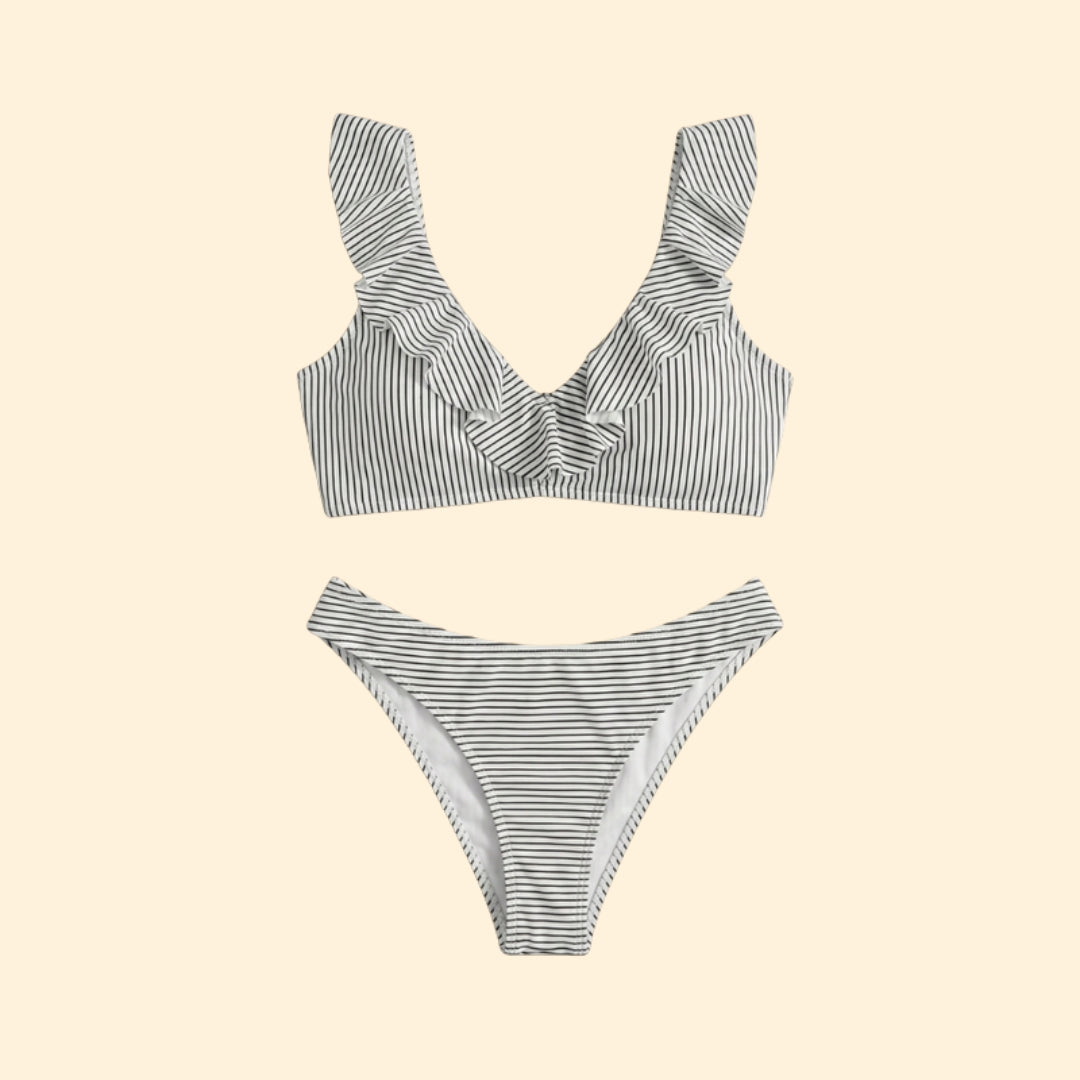 Women’s Beachwear Bikini Set with Feminine Cut