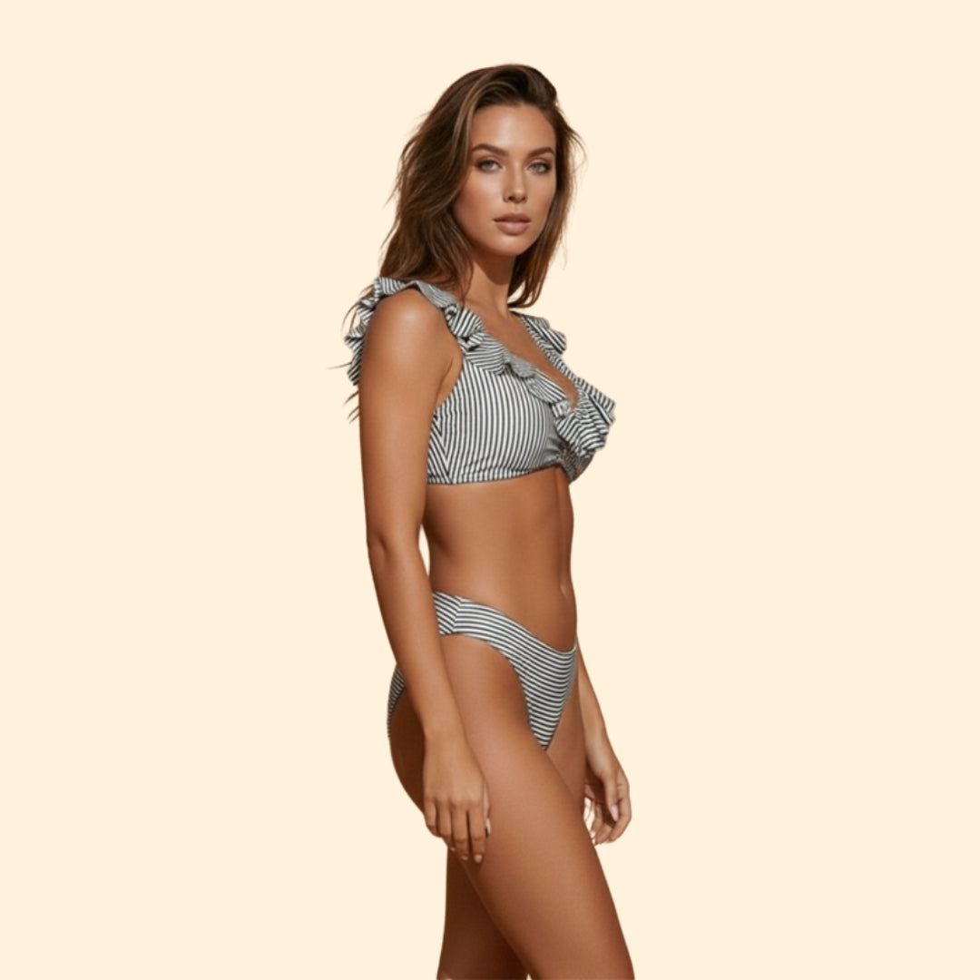 Women’s Beachwear Bikini Set with Feminine Cut