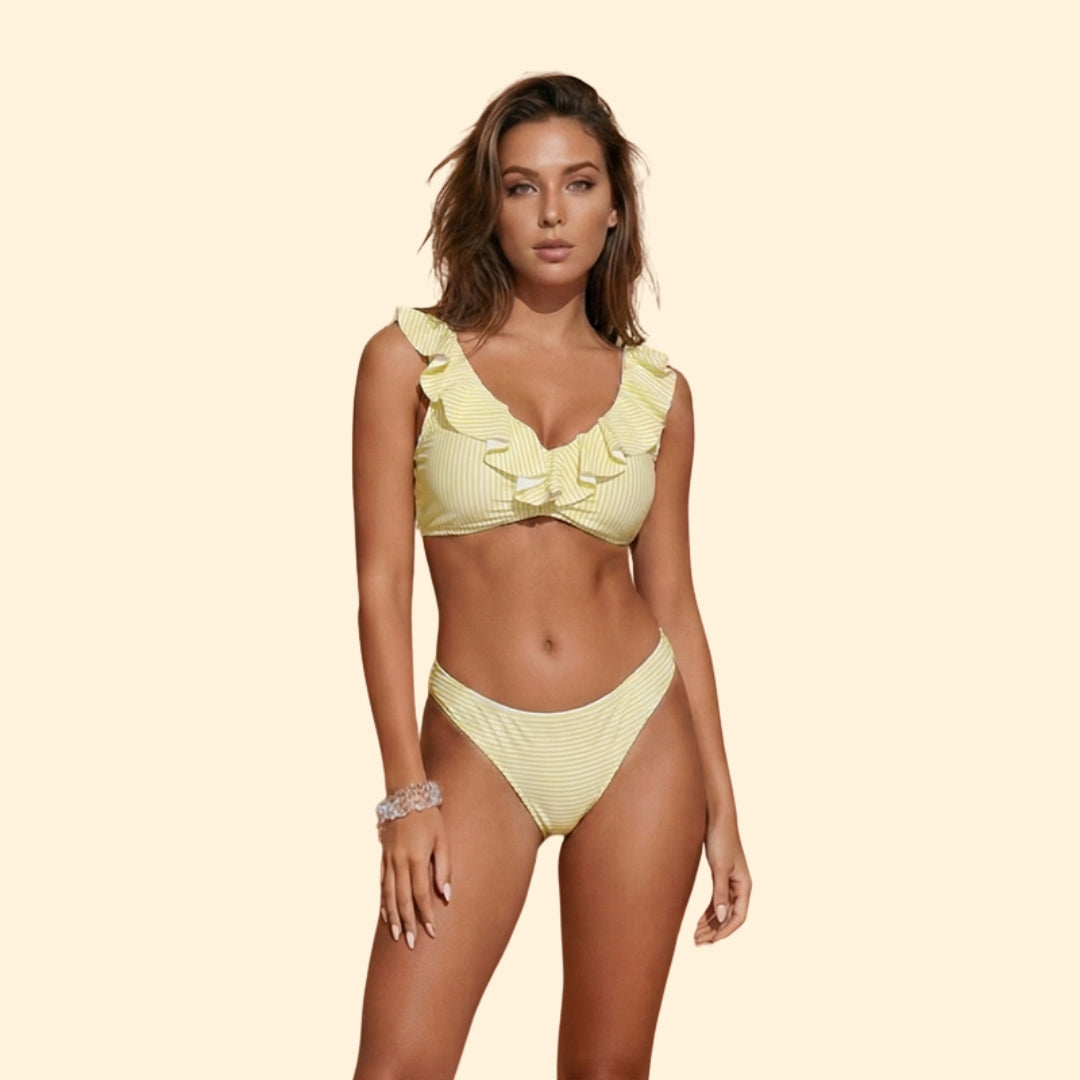 Women’s Beachwear Bikini Set with Feminine Cut