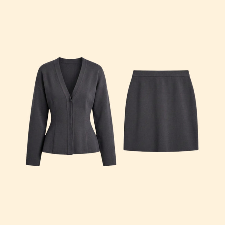 Women’s Buttoned Set with Ribbed Detail