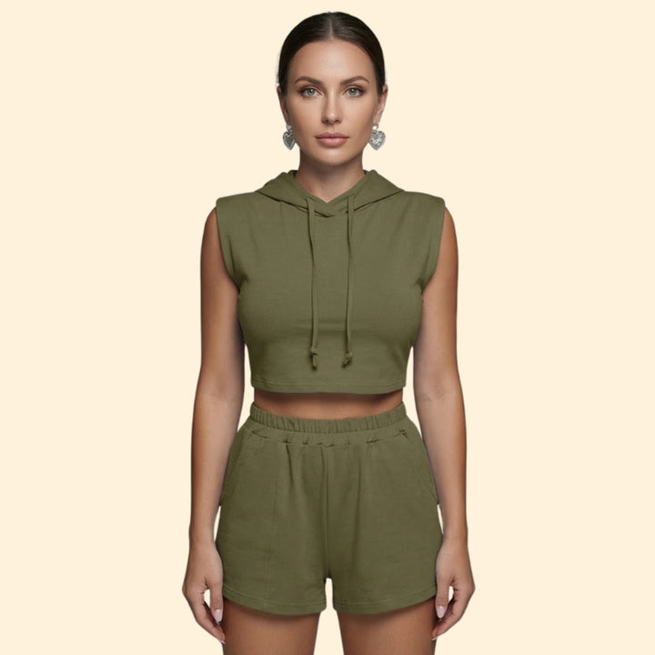 Women’s Casual Outfit with Drawstring Shorts