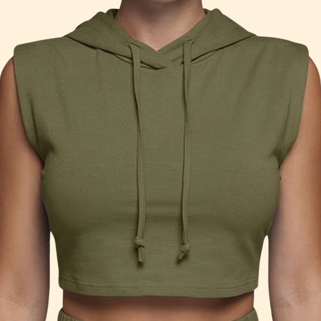 Women’s Casual Outfit with Drawstring Shorts