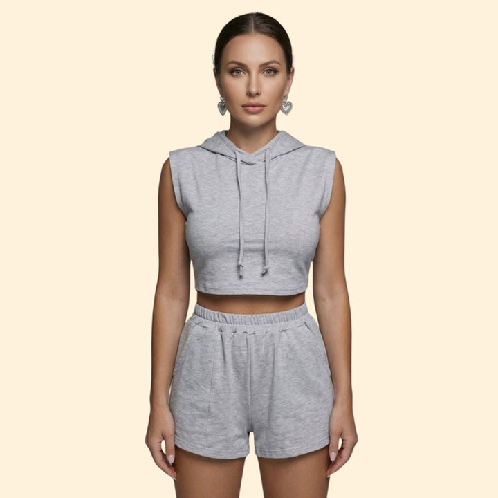 Women’s Casual Outfit with Drawstring Shorts