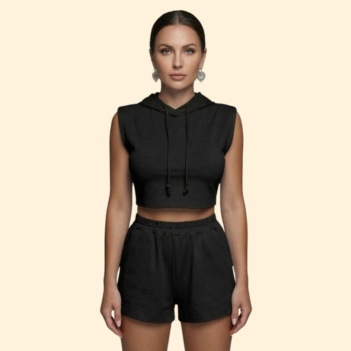 Women’s Casual Outfit with Drawstring Shorts