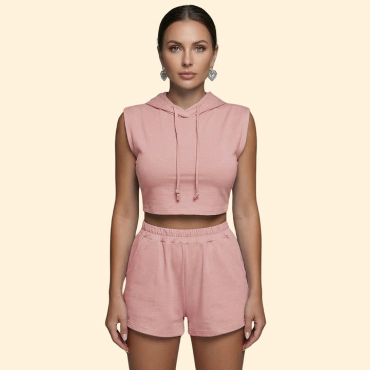 Women’s Casual Outfit with Drawstring Shorts