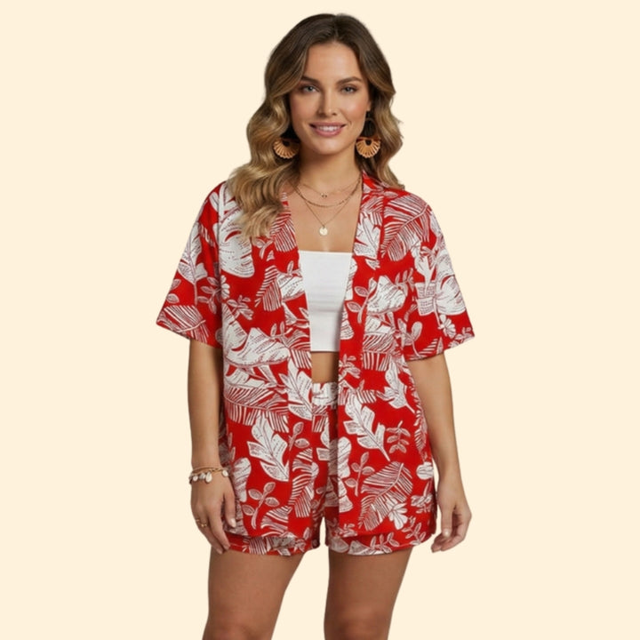 Women’s Casual Outfit with Relaxed Top and Shorts