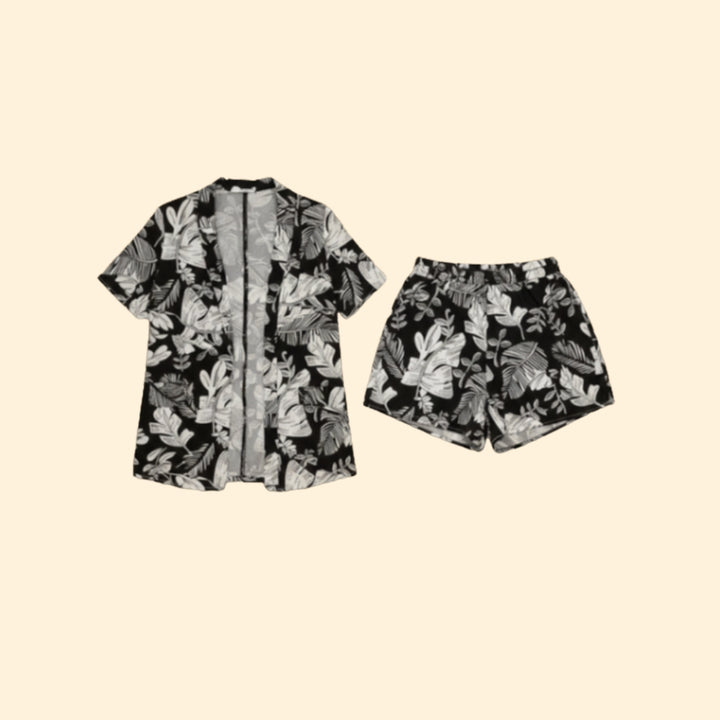 Women’s Casual Outfit with Relaxed Top and Shorts