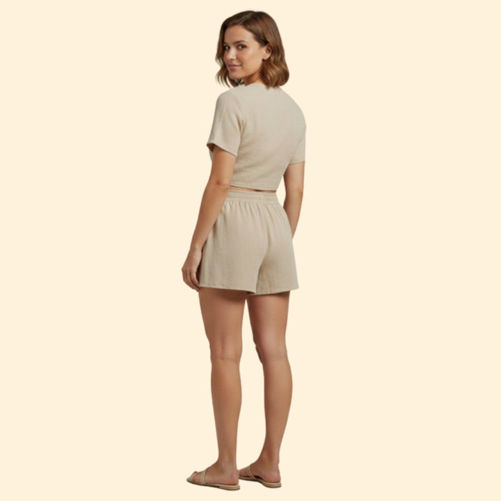 Women’s Casual Outfit with V-Neck Crop Top