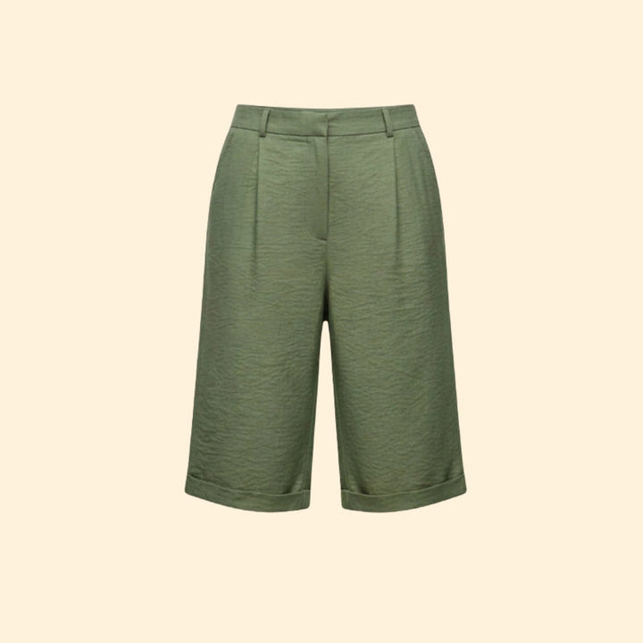 Women’s Casual Shorts with Pleated Front