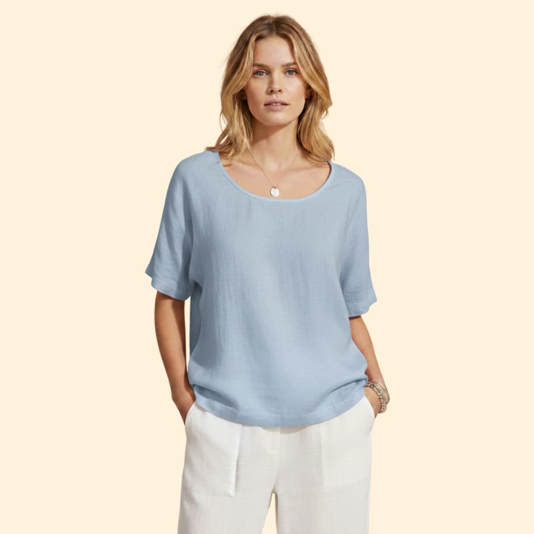 Women’s Casual T-Shirt with Short Sleeves