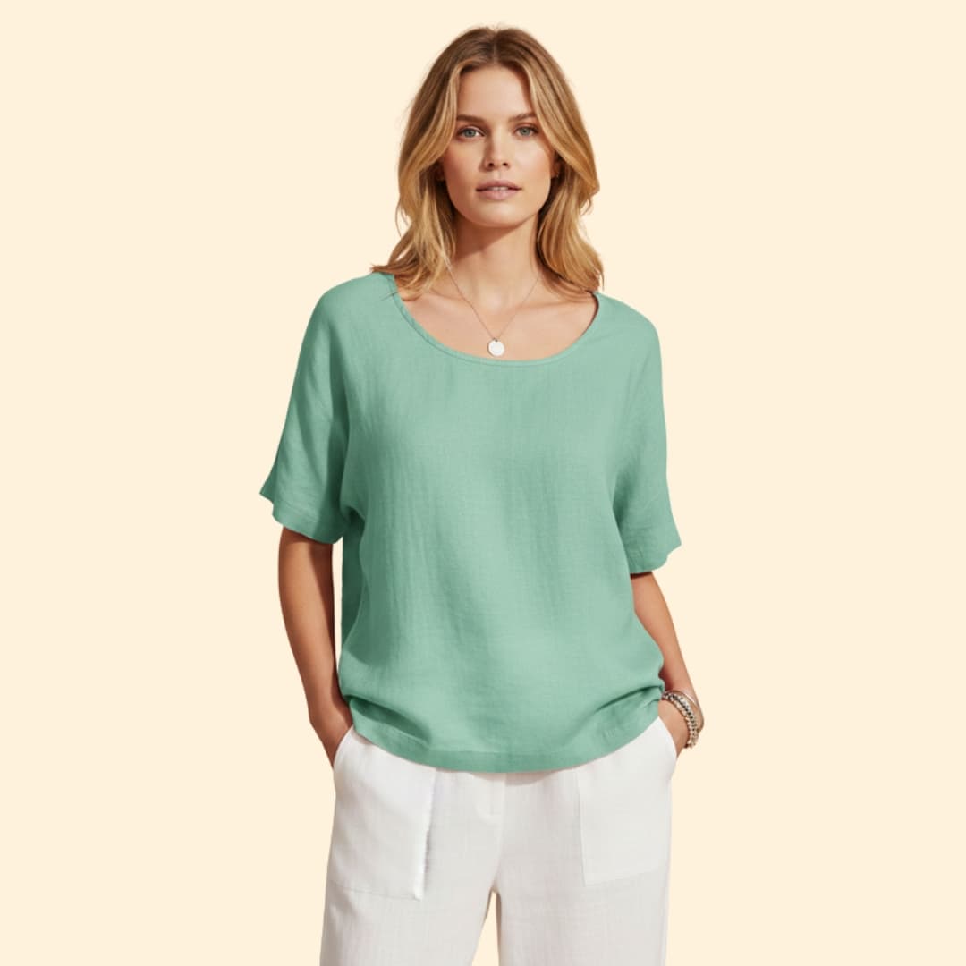 Women’s Casual T-Shirt with Short Sleeves