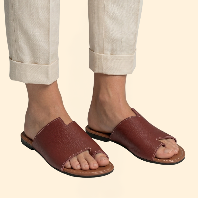 Women’s Cutout Slide Sandals