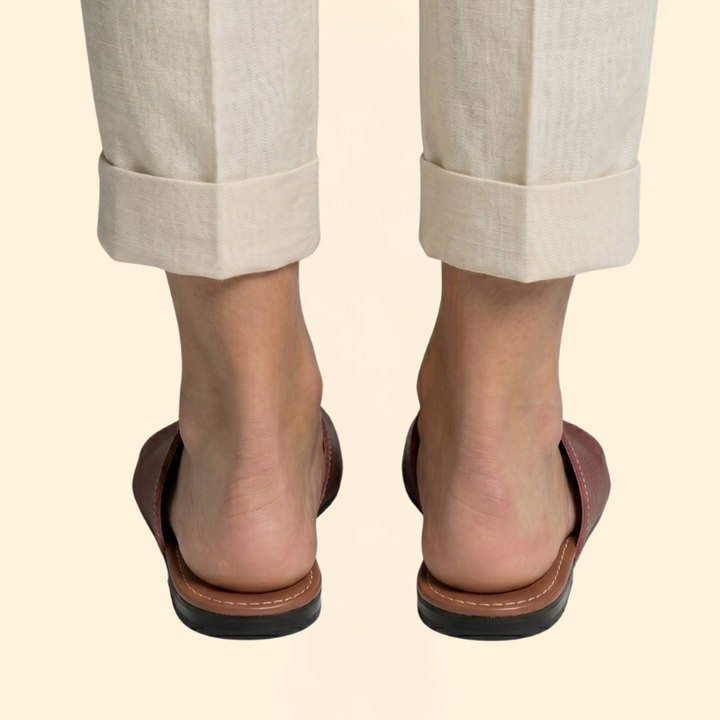 Women’s Cutout Slide Sandals