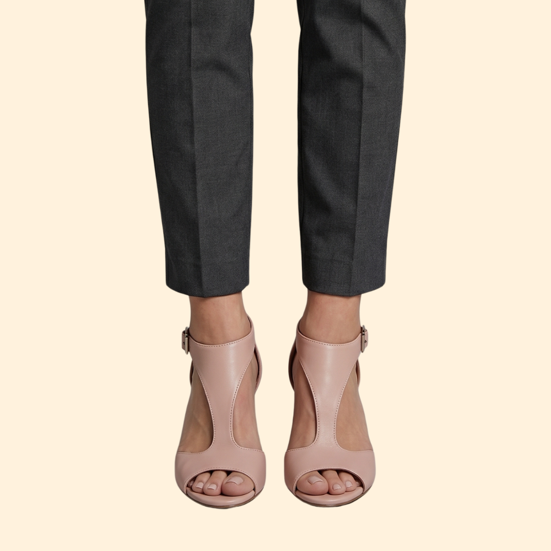Women's Cutout heeled with Zipper