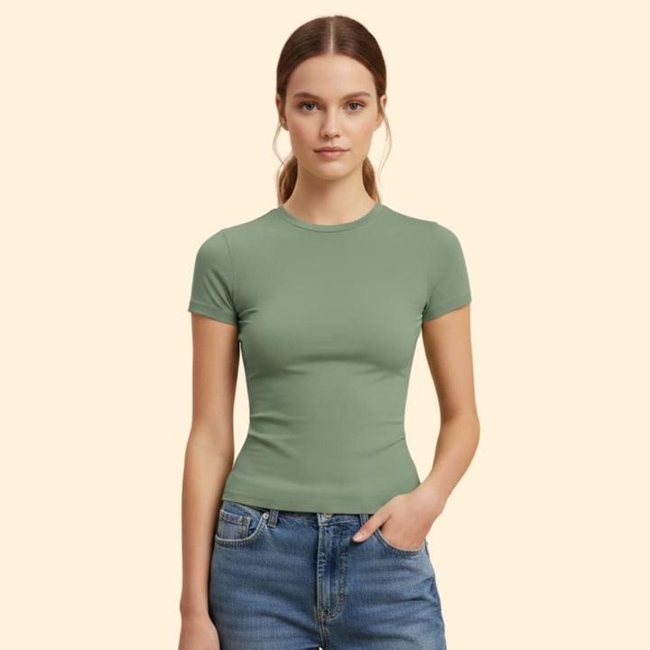 Women’s Fitted T-shirt with Short Sleeves